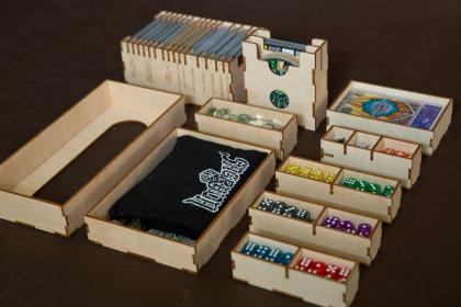 Insert pasujący do gry Sagrada