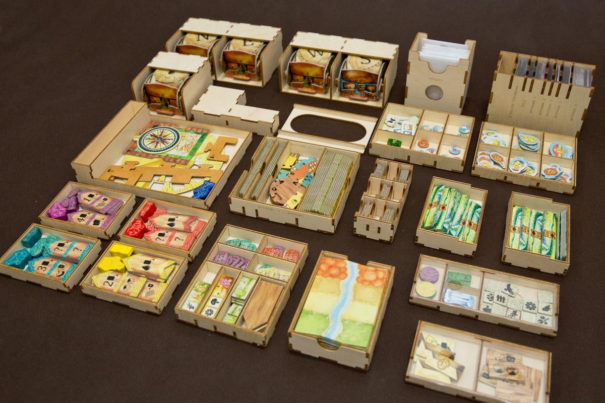 Box reDrewno Dedykowany do gry Łąka z dodatkami