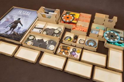 Insert pasujący do Scythe: Fenris Powstaje