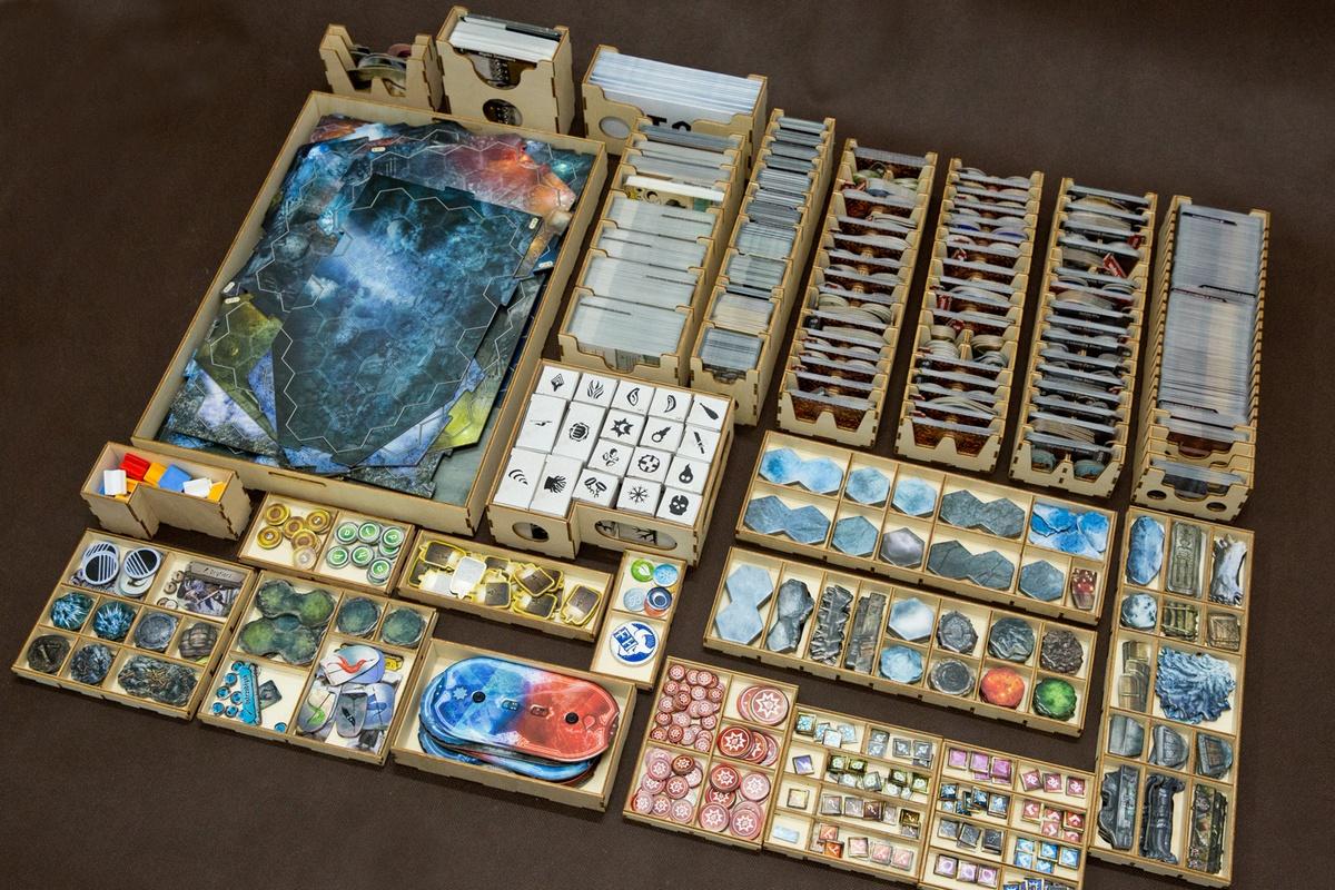 Insert pasujący do gry Frosthaven