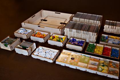 Insert pasujący do gry Eleven - wersja Gamefound