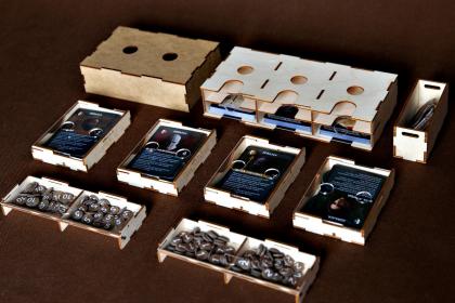 Insert pasujący do gry Diuna Planeta Intryg i Konfliktów