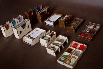 Insert pasujący do gry 7 Cudów Świata Pojedynek